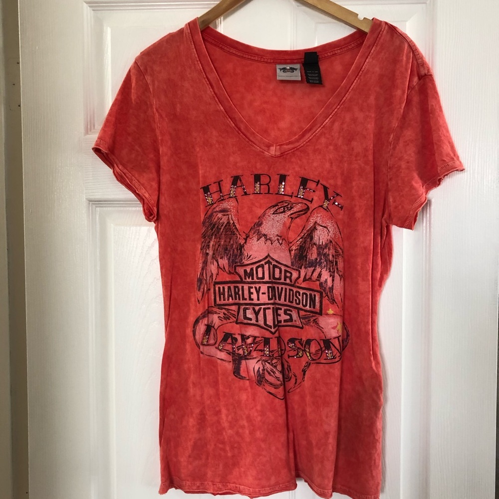Harley Davidson v neck tee. EUC sz L